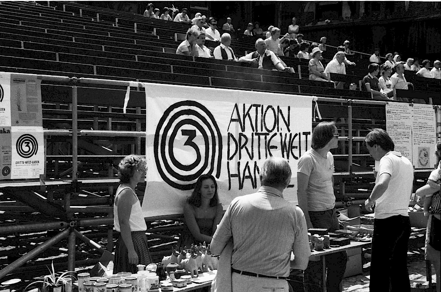 Stand der Aktion 3.-Welt-Läden in Bamberg, 1983